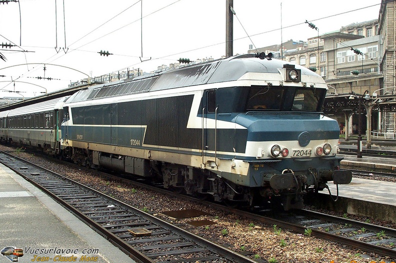 SNCF_72044_2004-06-01_Paris-Est_VSLV.jpg