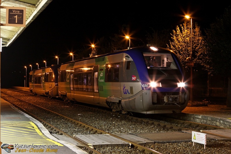 SNCF_X73696-73677_2008-08-24_Biars-46_VSLV.jpg