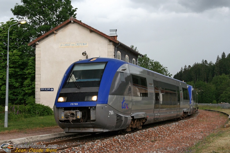 SNCF_X73755_2006-06-17_La-Chaux-des-Crotenay-39_VSLV.jpg