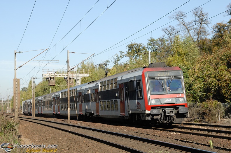 091015_DSC_1360_-_SNCF_-_Z_20545-46_-_Orry_La_Ville.jpg