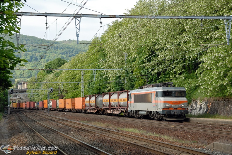 100520_DSC_1839_SNCF_-_BB_22227_-_Couzon.jpg