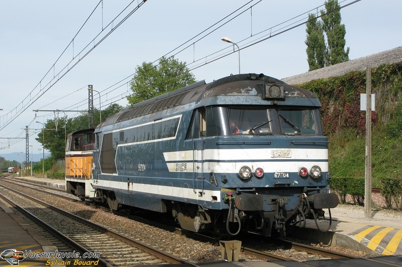 100914_IMG_1158_SNCF_-_BB_67304_-_Vonnas.jpg
