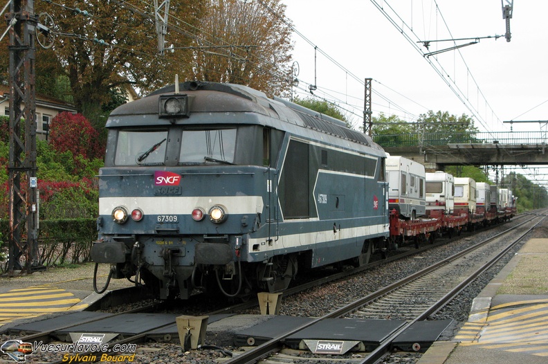 101005_IMG_1171_SNCF_-_BB_67309_-_Vonnas.jpg