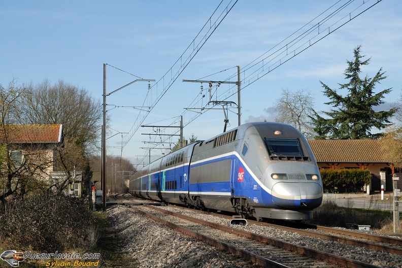 110115_DSC_2998_SNCF_-_TGV_Duplex_273_-_Pont_de_Veyle.jpg
