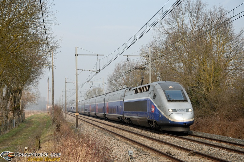 110212_DSC_3191_SNCF_-_TGV_DASYE_705_-_Montcoin.jpg