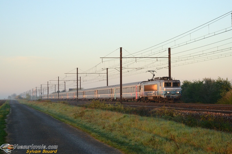 110407_DSC_0369_SNCF_-_BB_7402_-_Gondreville.jpg