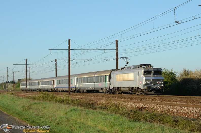 110407_DSC_0379_SNCF_-_BB_7235_-_Gondreville.jpg