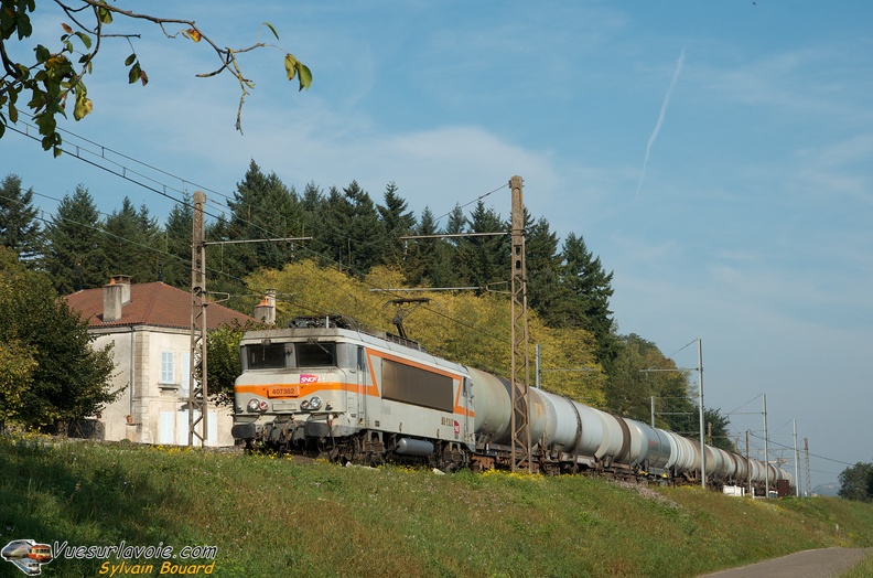 110926_DSC_1545_SNCF_-_BB_7382_-_Les_Villars.jpg