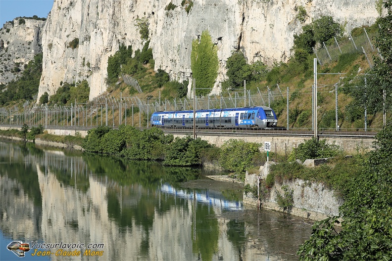 +SNCF_B81636-635_2021-09-06_Donzere-26_VSLV.jpg