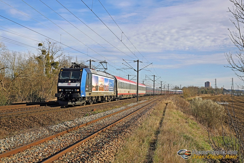 +SNCF-Akiem_185-557_2024-03-14_Villenoy-77_VSLV.jpg