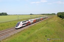 Rame TGV Lyria 2N2 4718 en livrée JO-2024 à Champdeuil