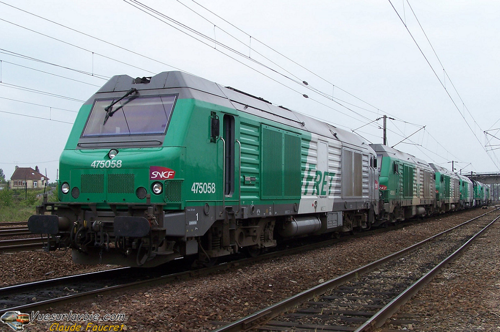 100B8320.jpg