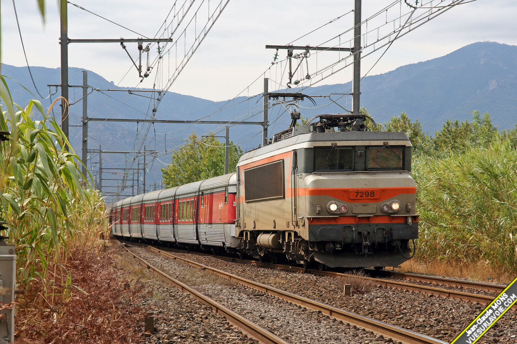 7298_2006-08-24_Palau-del-Vidre-66_VSLV.jpg