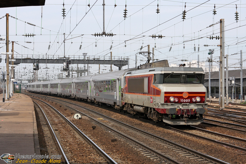 SNCF_15009_2008-04-17_Pont-Cardinet-75_VSLV.jpg