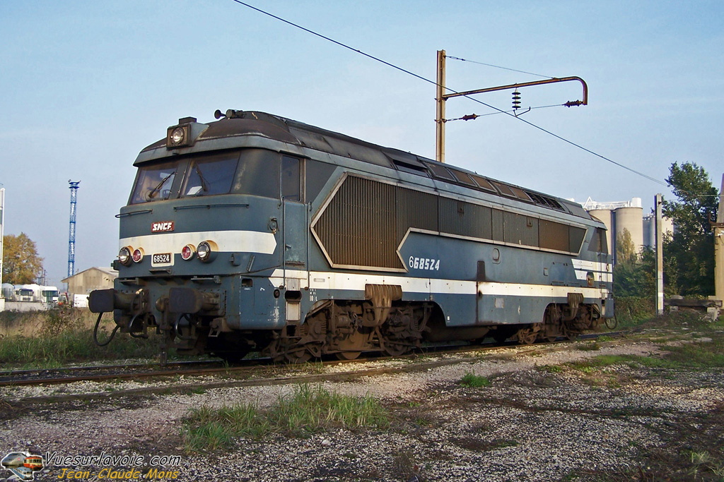 SNCF_68524_2005-11-05_Vaires-77_VSLV.jpg