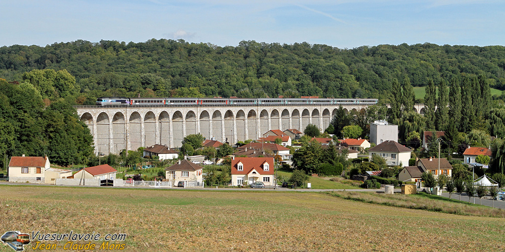 SNCF_72100_2010-09-19_Longueville-77_VSLV.jpg