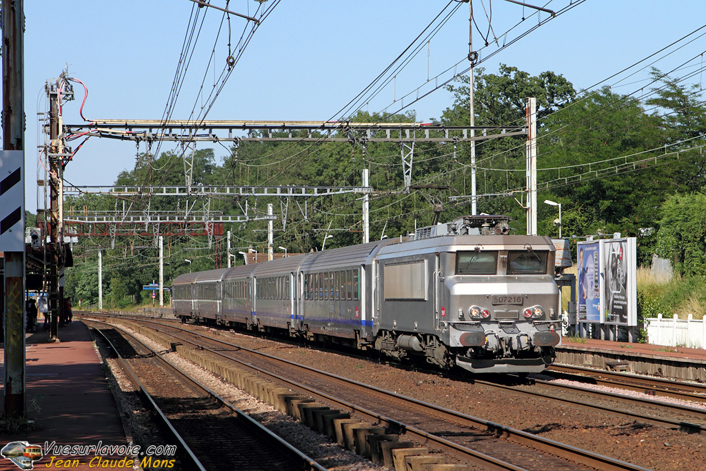 SNCF_7216_2010-07-08_Ste-Genevieve-des-Bois-91_VSLV.jpg