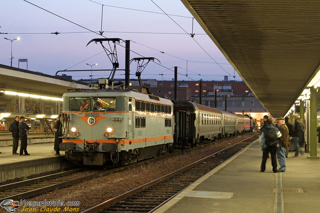 SNCF_8523_2010-05-07_Paris-Bercy_VSLV.jpg