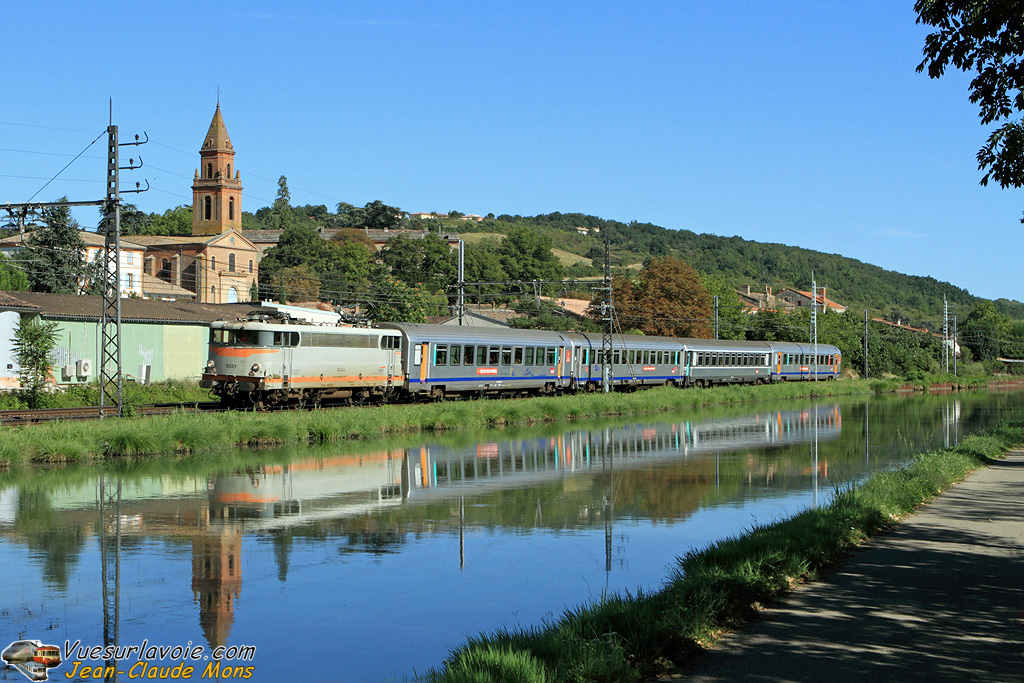 SNCF_9321_2010-08-31_Pompignan-82_VSLV.jpg