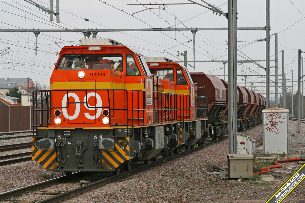 Seco-Rail_G-1206-UM_2007-04-03_Chelles-77_VSLV.jpg