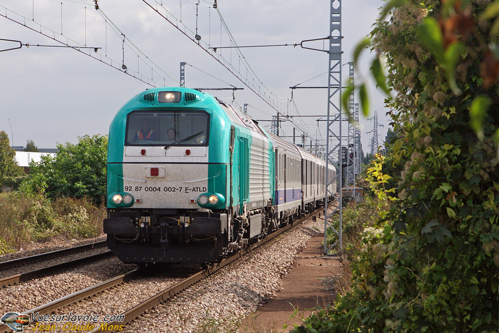 Vossloh_Euro-4000_2009-10-02_Viry-Chatillon-91_VSLV.jpg