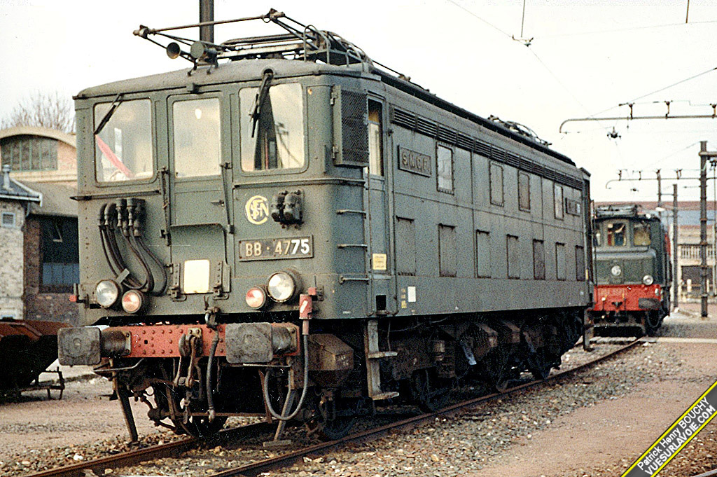 bb4700.jpg