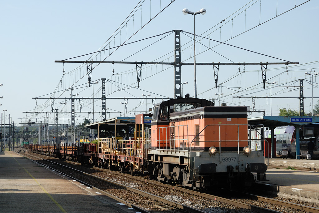 100804_DSC_2378_SNCF_-_BB_63977_-_Bourg_en_Bresse.jpg
