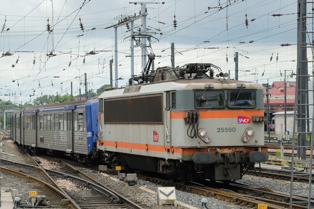 100806_DSC_2525_SNCF_-_BB_25590_-_Strasbourg.jpg