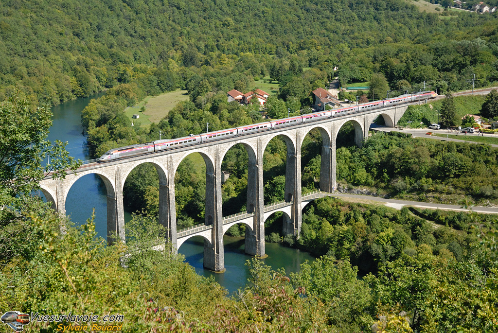 100901_DSC_2707_SNCF_-_Iris_320_-_Cize-Bolozon.jpg