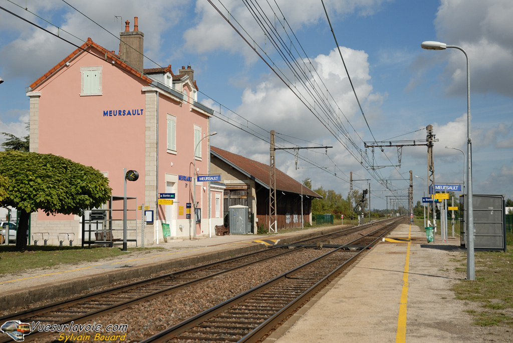 101001_DSC_2753_SNCF_-_Meursault.jpg