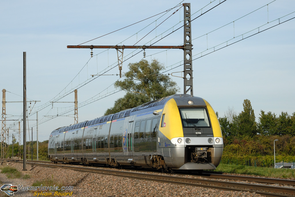 101001_DSC_2772_SNCF_-_B_81755_-_Meursault.jpg