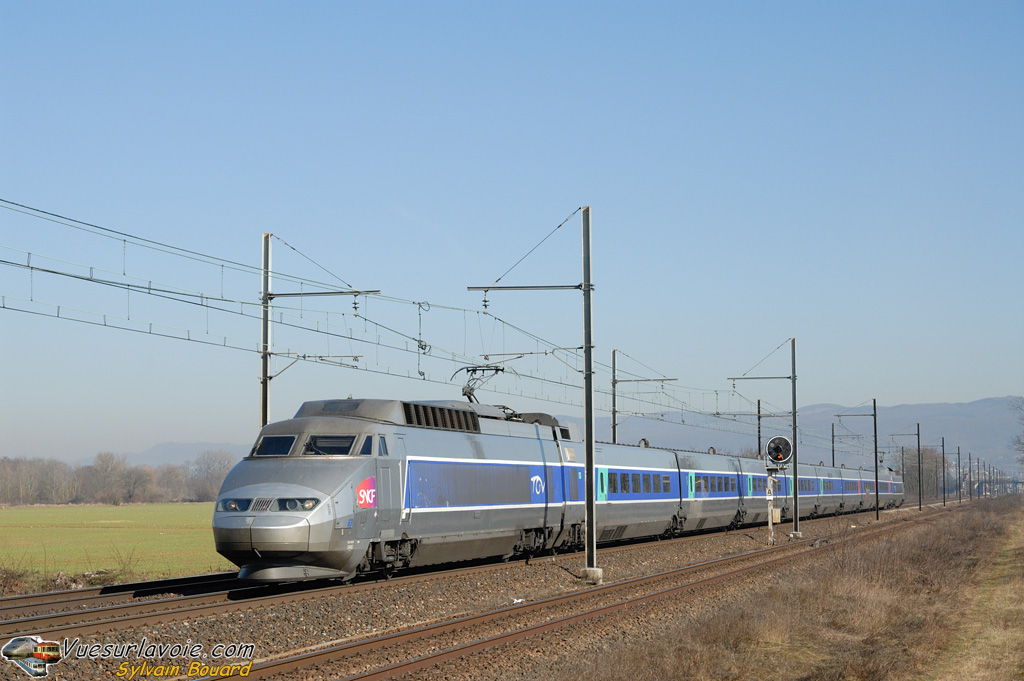 110207_DSC_3119_SNCF_-_TGV_SE_63_-_Amberieu.jpg