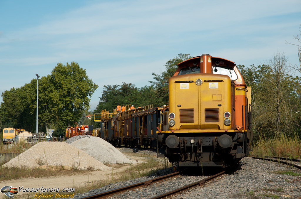110809_DSC_1393_Colas_Rail_-_V_212_-_Pont_de_Veyle.jpg