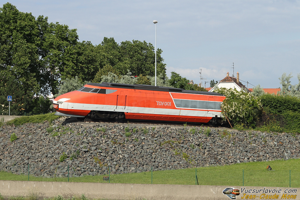 +SNCF_TGV-001_2010-06-22_Bischeim-67_VSLV.jpg