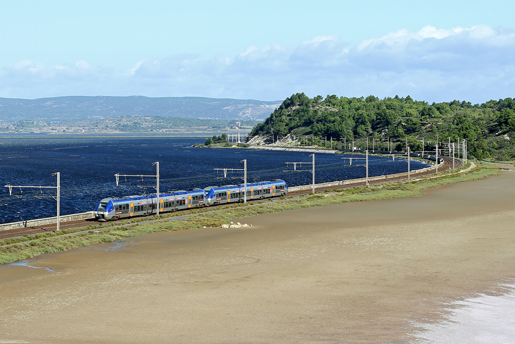SNCF_Z27500-UM_2011-08-27_Sainte-Lucie-11_VSLV.jpg