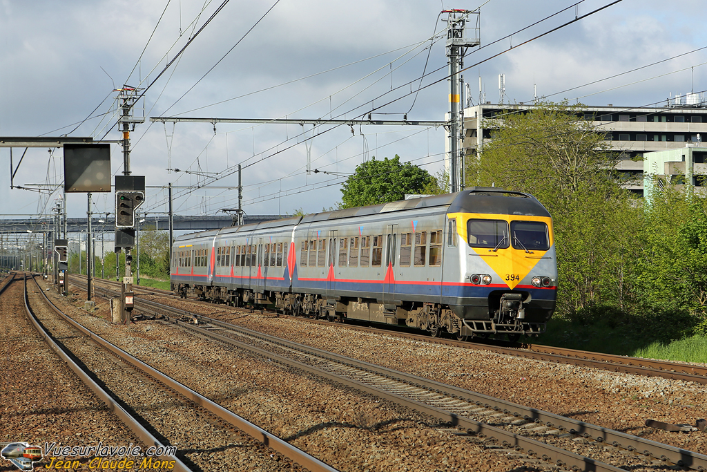 +SNCB_AM96-394_2013-05-12_Vilvorde-Belgique_IDR.jpg