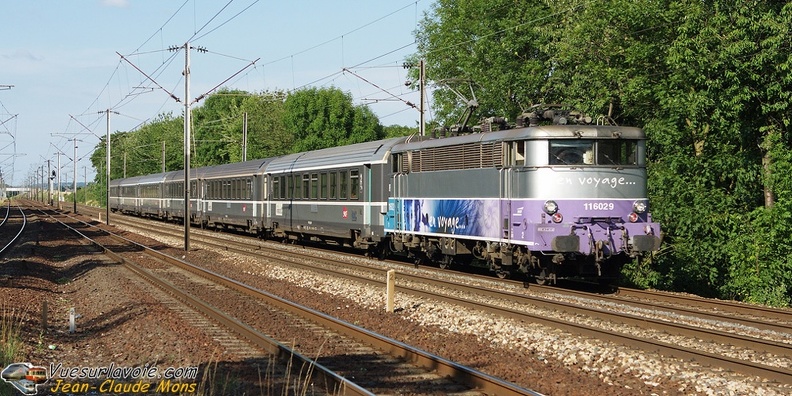 SNCF_16029_2009-07-03_Les-Noues-95_VSLV.jpg