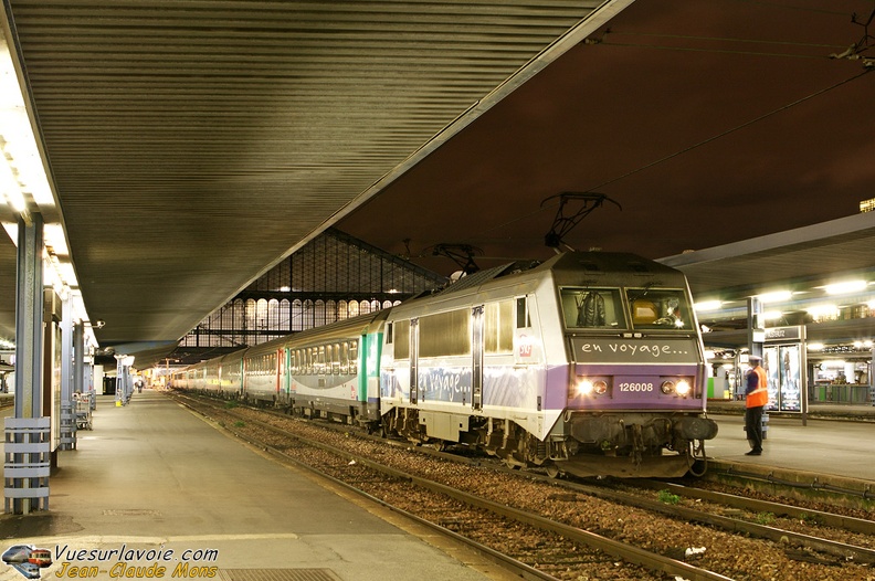 SNCF_26008_2009-11-24_Paris-Austerlitz_VSLV.jpg
