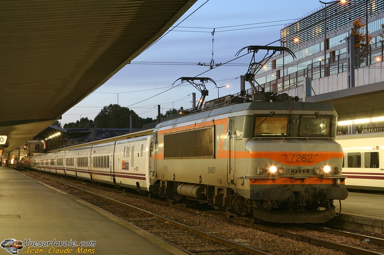 SNCF_7262_2008-10-16_Paris-Austerlitz_VSLV.jpg