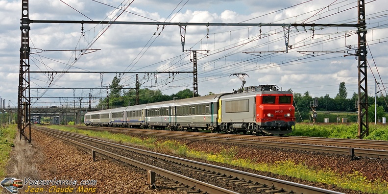 SNCF_7321_2009-06-21_Lieusaint-77_VSLV.jpg