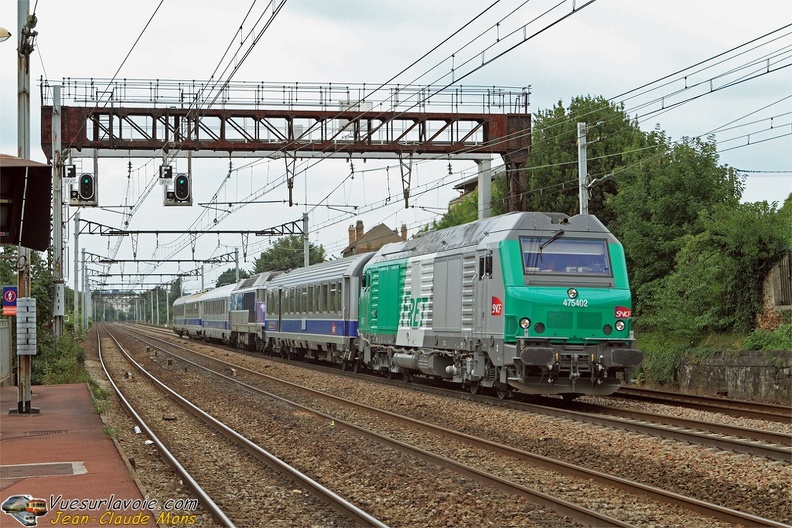 SNCF_75402_2010-07-26_St-Michel-sur-Orge-91_VSLV.jpg