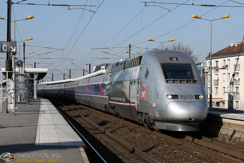 SNCF_TGV-POS-4402-UM_2008-02-11_Le-Raincy-93_VSLV.jpg