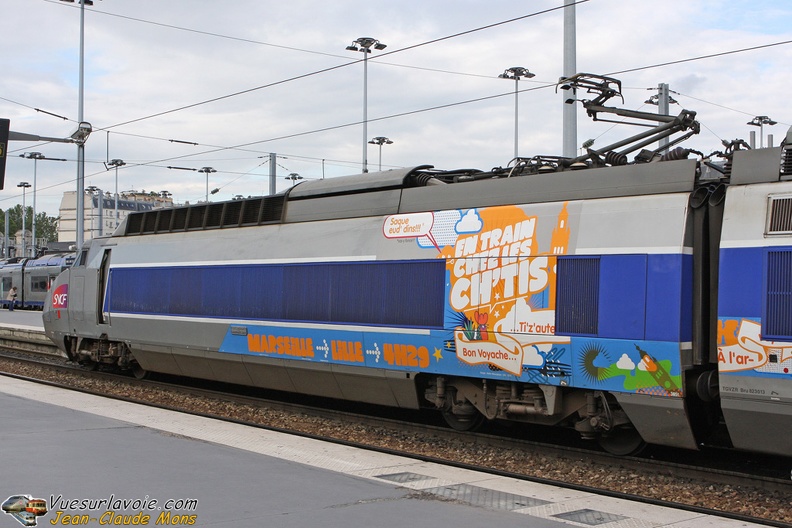 SNCF_TGV-SE-13_2008-06-12_Paris-Nord_Motrice_VSLV.jpg