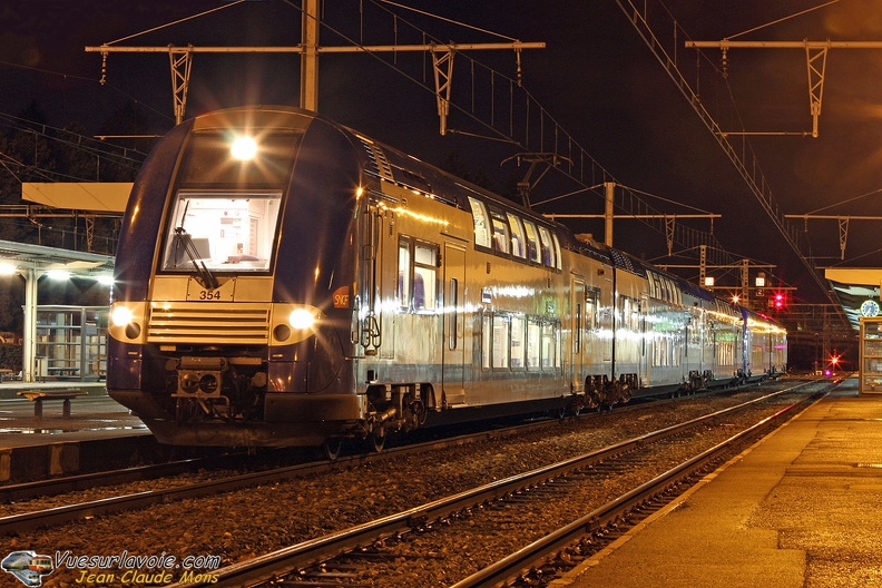 SNCF_Z26500-23500-UM_2007-12-10_Macon-71_VSLV.jpg