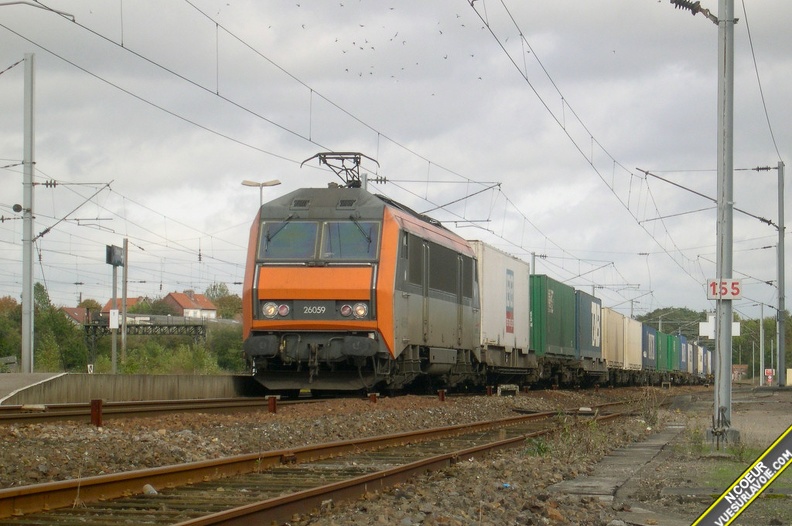 BB26059_Trains_de_containers_-_Pk155_Albert_21-10-2006.jpg