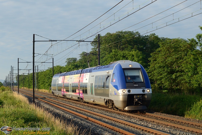 110615_DSC_0810_SNCF_-_Z_27613_-_Saint_Martin_du_Mont.jpg