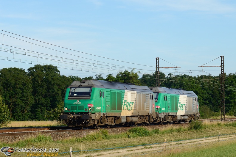 110615_DSC_0854_SNCF_-_BB_75067_-_La_Vavrette.jpg