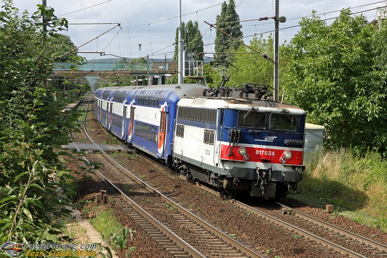 +SNCF_17034_2008-07-08_Villennes-78_VSLV.jpg