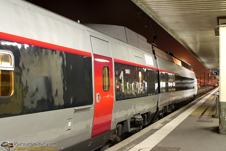 +SNCF_TGV-SE-01_2011-09-24_PLY_livree_VSLV.jpg