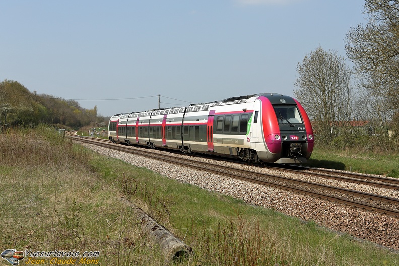 +SNCF_B82675-676_2013-04-21_Villepatour-77_IDR.jpg